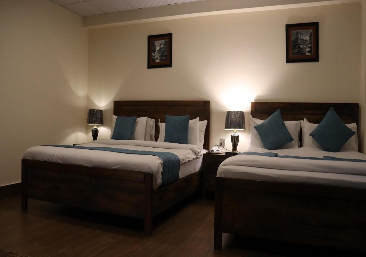 Manila Heights Hotel Naran Ngoại thất bức ảnh